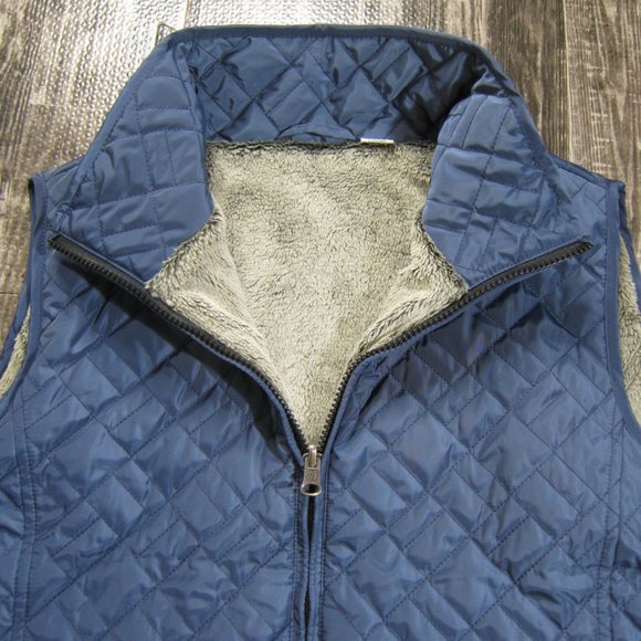NWT Women's Reversible Quilt to Microboa Vest - Picture 8 of 9